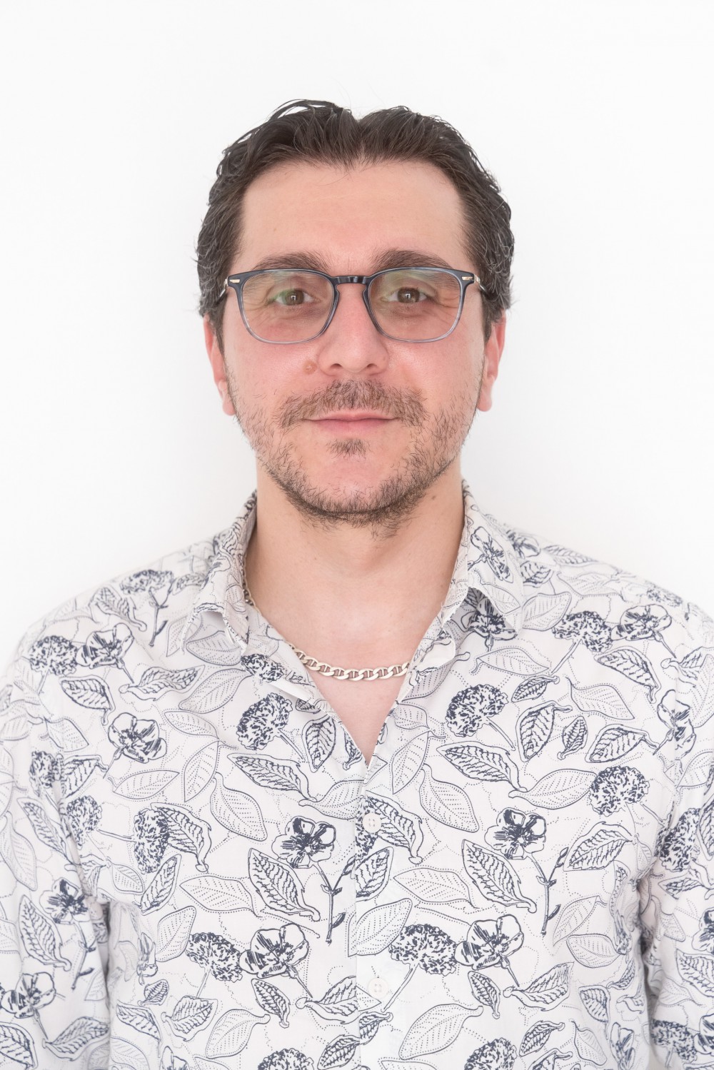 1754569800_Portrait_2